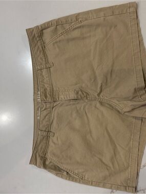 a.n.a Women’s Khaki Flat Front Shorts